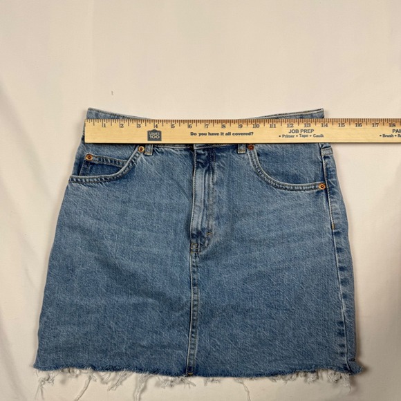 Topshop Denim Mini Skirt Blue Raw Hem A Line Size US 6 Made in Turkey - Picture 5 of 7